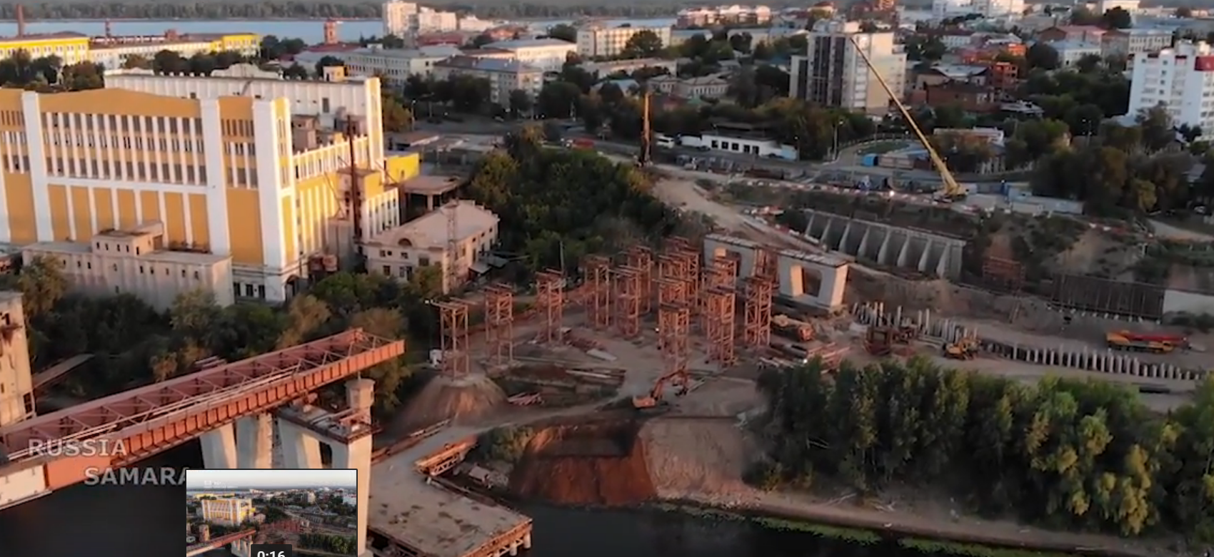 Фрунзенский мост вплотную «подобрался» к Хлебной площади Фрунзенский мост вплотную «подобрался» к Хлебной площади