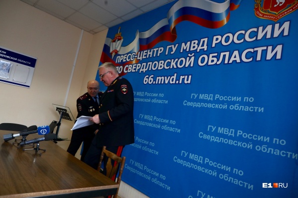 Александр Мешков пообещал, что доведет расследование до конца, все фигуранты уголовных дел понесут ответственность Александр Мешков пообещал, что доведет расследование до конца, все фигуранты уголовных дел понесут ответственность