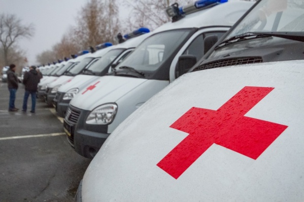 Водители скорых с нетерпением ждут новые машины, потому что старые уже выработали свой ресурс Водители скорых с нетерпением ждут новые машины, потому что старые уже выработали свой ресурс