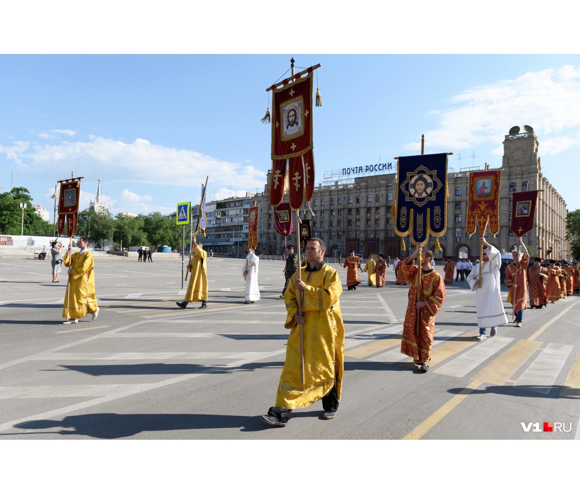 Шествие прошло достаточно быстро Шествие прошло достаточно быстро