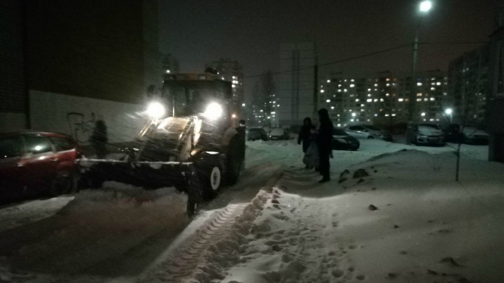 «Мы не уберём этот снег»: в Ярославле дворники ругают чиновников за «снежный билет»