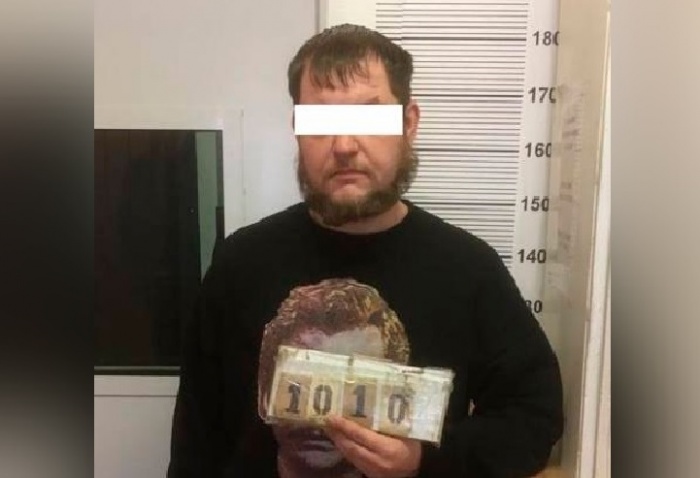 Задержанный оказался жителем Челябинской области и выращивал коноплю на съемной квартире Задержанный оказался жителем Челябинской области и выращивал коноплю на съемной квартире