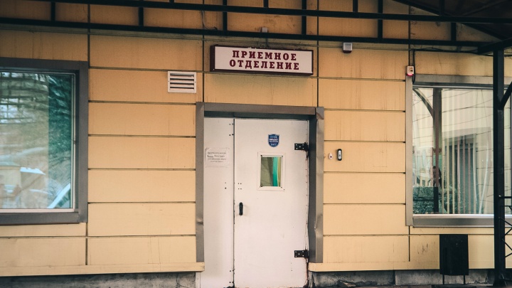 В Ростовской области школьница в больнице родила ребенка и выбросила его в туалет