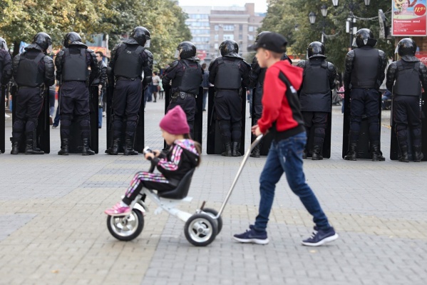 На первый раз за участие детей в незаконных акциях будут штрафовать на 30–50 тысяч рублей На первый раз за участие детей в незаконных акциях будут штрафовать на 30–50 тысяч рублей