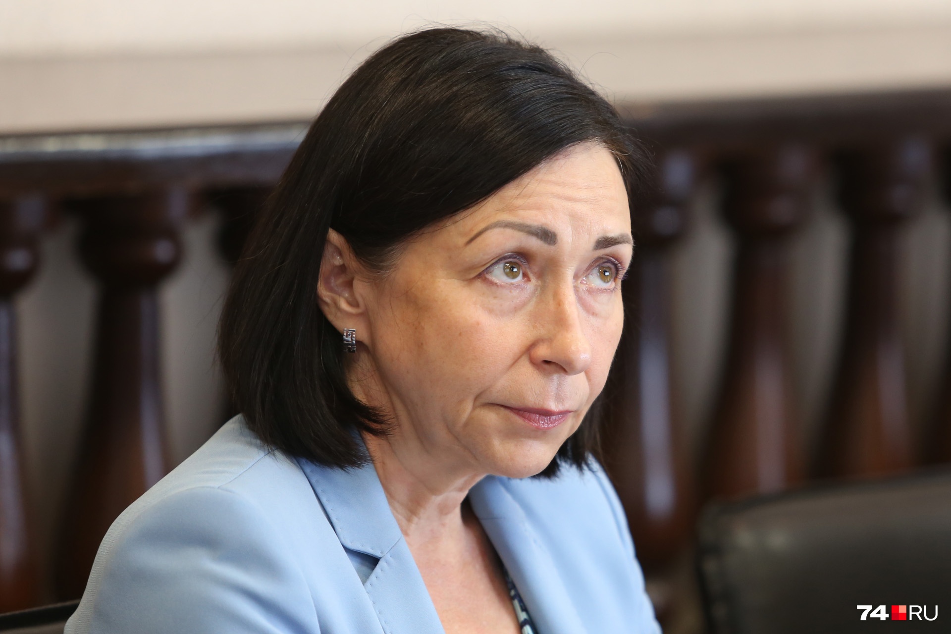 Наталья Котова внимательно выслушала бизнесмена и пообещала помочь Наталья Котова внимательно выслушала бизнесмена и пообещала помочь
