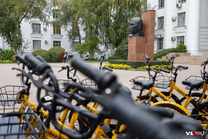 Фирменные велосипеды пропали из центра Волгограда еще в начале июня 