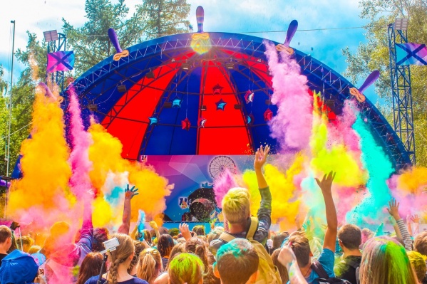 В воскресенье фестиваль Disco-Holi-Day В воскресенье фестиваль Disco-Holi-Day