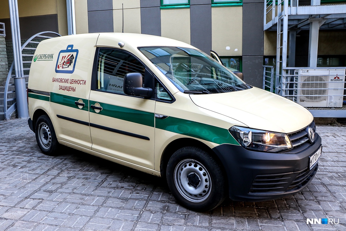 Автомобиль полностью автоматизирован Автомобиль полностью автоматизирован