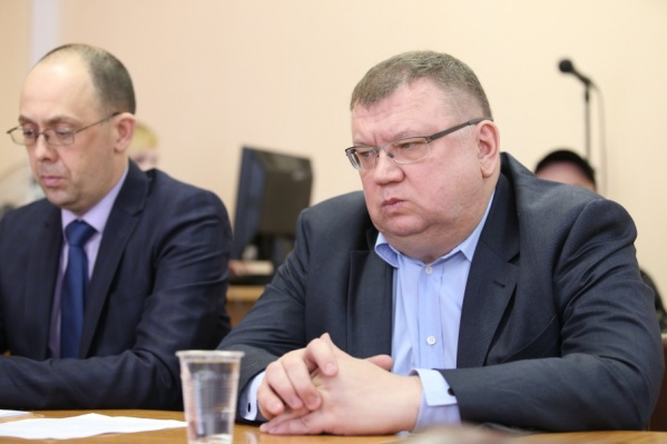 Сергей Мануйлов на вопросы дольщиков об исках заявил: денег на компенсации нет Сергей Мануйлов на вопросы дольщиков об исках заявил: денег на компенсации нет