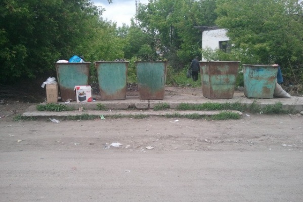 Предпринимателя оштрафовали за демонтаж контейнеров для мусора в Катайске Предпринимателя оштрафовали за демонтаж контейнеров для мусора в Катайске