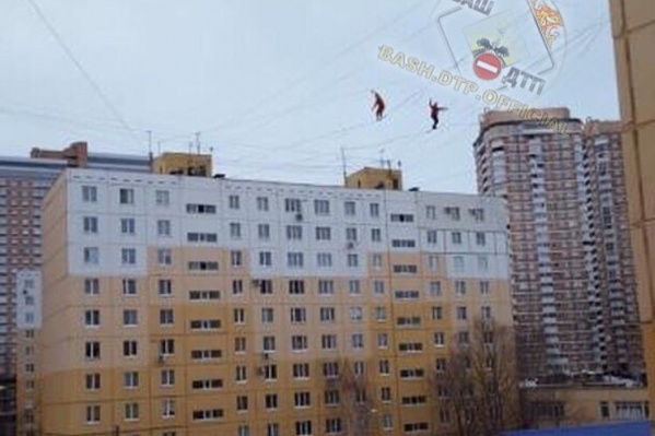 Парни вытворяют такое не в первый раз Парни вытворяют такое не в первый раз