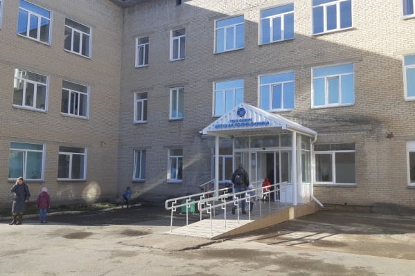 В детской поликлинике челябинской областной больницы № 2 нет рентгена В детской поликлинике челябинской областной больницы № 2 нет рентгена