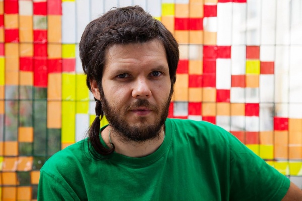 Художник Александр Жунев. 2016 год Художник Александр Жунев. 2016 год