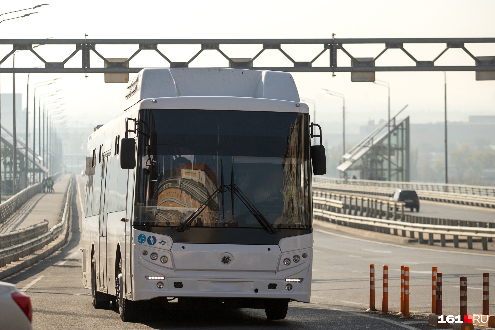 Глонасс автобусы. Автобус Ростов Батайск. ГЛОНАСС В автобусе. Ростов Батайск автобус 214. Новые автобусы в Батайске.