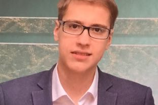 Данил приехал учиться в НГТУ из Тобольска Данил приехал учиться в НГТУ из Тобольска