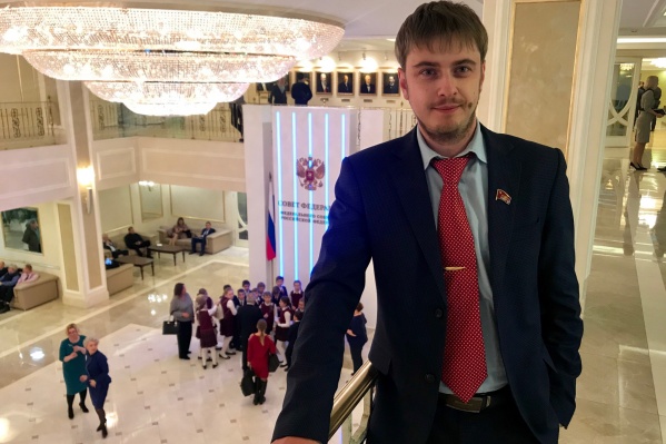 Депутат муниципального совета Рыбинска Олег Леонтьев попытался донести до властей свою точку зрения на благоустройство города через портал 76.RU Депутат муниципального совета Рыбинска Олег Леонтьев попытался донести до властей свою точку зрения на благоустройство города через портал 76.RU