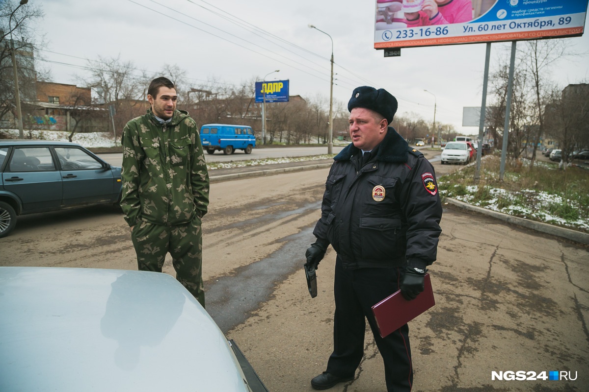 Владельцы девяти машин к утру не досчитались боковых зеркал Владельцы девяти машин к утру не досчитались боковых зеркал