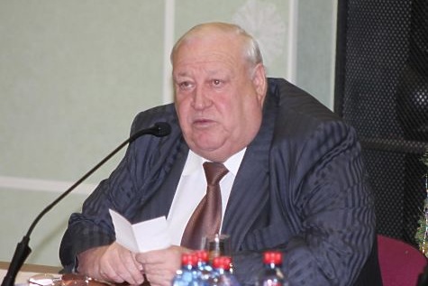 Владимир Котов возглавлял Сосновский район более 10 лет, до 2016 года. Именно при нём начался бум застройки пригорода Челябинска — как коттеджными посёлками, так и многоквартирными микрорайонами «Залесье», «Белый хутор», «Вишнёвая горка» Владимир Котов возглавлял Сосновский район более 10 лет, до 2016 года. Именно при нём начался бум застройки пригорода Челябинска — как коттеджными посёлками, так и многоквартирными микрорайонами «Залесье», «Белый хутор», «Вишнёвая горка»