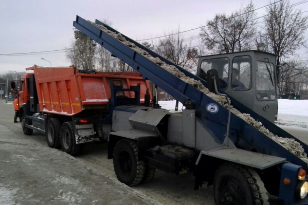 Только на обслуживание улично-дорожной сети необходимо 1288 единиц техники Только на обслуживание улично-дорожной сети необходимо 1288 единиц техники