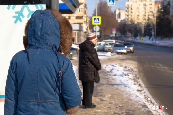 Жители Кошелев-парка регулярно жалуются на нехватку общественного транспорта Жители Кошелев-парка регулярно жалуются на нехватку общественного транспорта