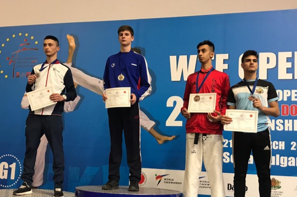 Максим Емелькин через полгода поборется за звание чемпиона Европы среди юношей от 16 до 21 года Максим Емелькин через полгода поборется за звание чемпиона Европы среди юношей от 16 до 21 года