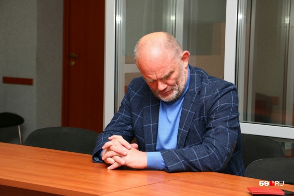 Владимир Нелюбин на суде в сентябре 2018 года Владимир Нелюбин на суде в сентябре 2018 года