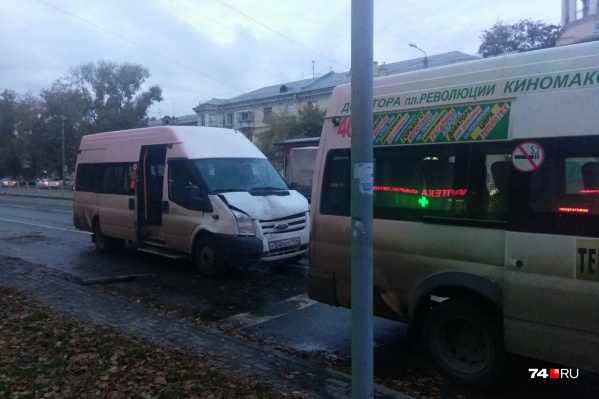В результате аварии пострадали десять человек В результате аварии пострадали десять человек
