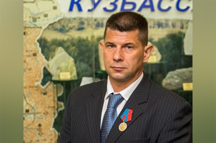 Алексей Смирнов погиб в ДТП вместе с женой и дочерью Алексей Смирнов погиб в ДТП вместе с женой и дочерью