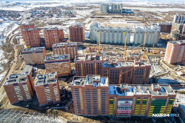 Рабочие боялись, что останутся без зарплаты из-за простоя Рабочие боялись, что останутся без зарплаты из-за простоя