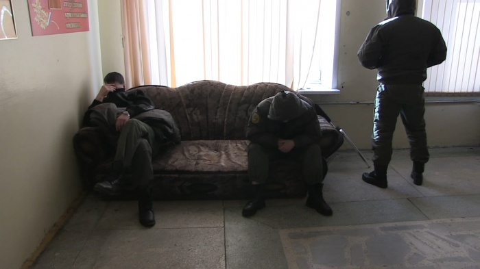 В ходе допроса чоповцы рассказали, что были вынуждены применить силу В ходе допроса чоповцы рассказали, что были вынуждены применить силу