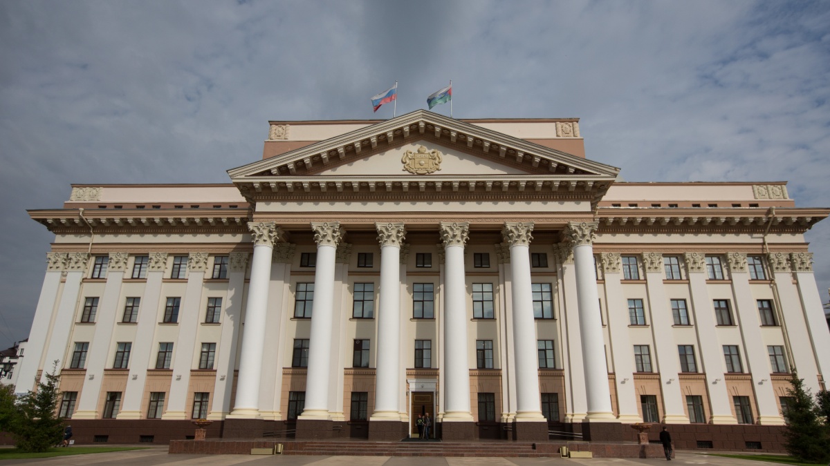 Кто является губернатором Тюменской области?