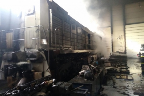 Двое мужчин погибли из-за взрыва тепловоза Двое мужчин погибли из-за взрыва тепловоза