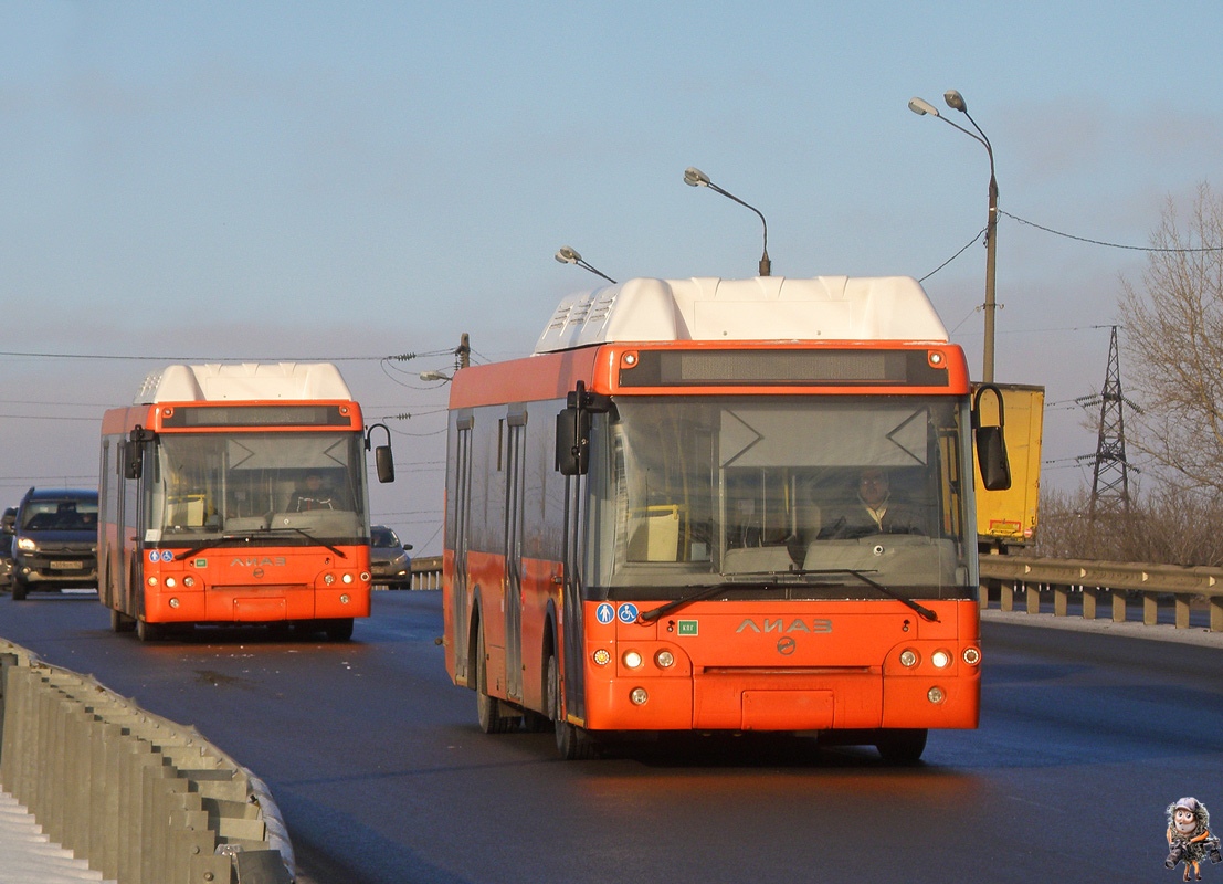 Новые автобусы проводили вчера в Нижний Новгород