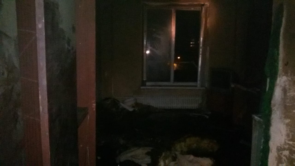 Эвакуировали 20 человек: ночной пожар в Уфе тушили семь машин