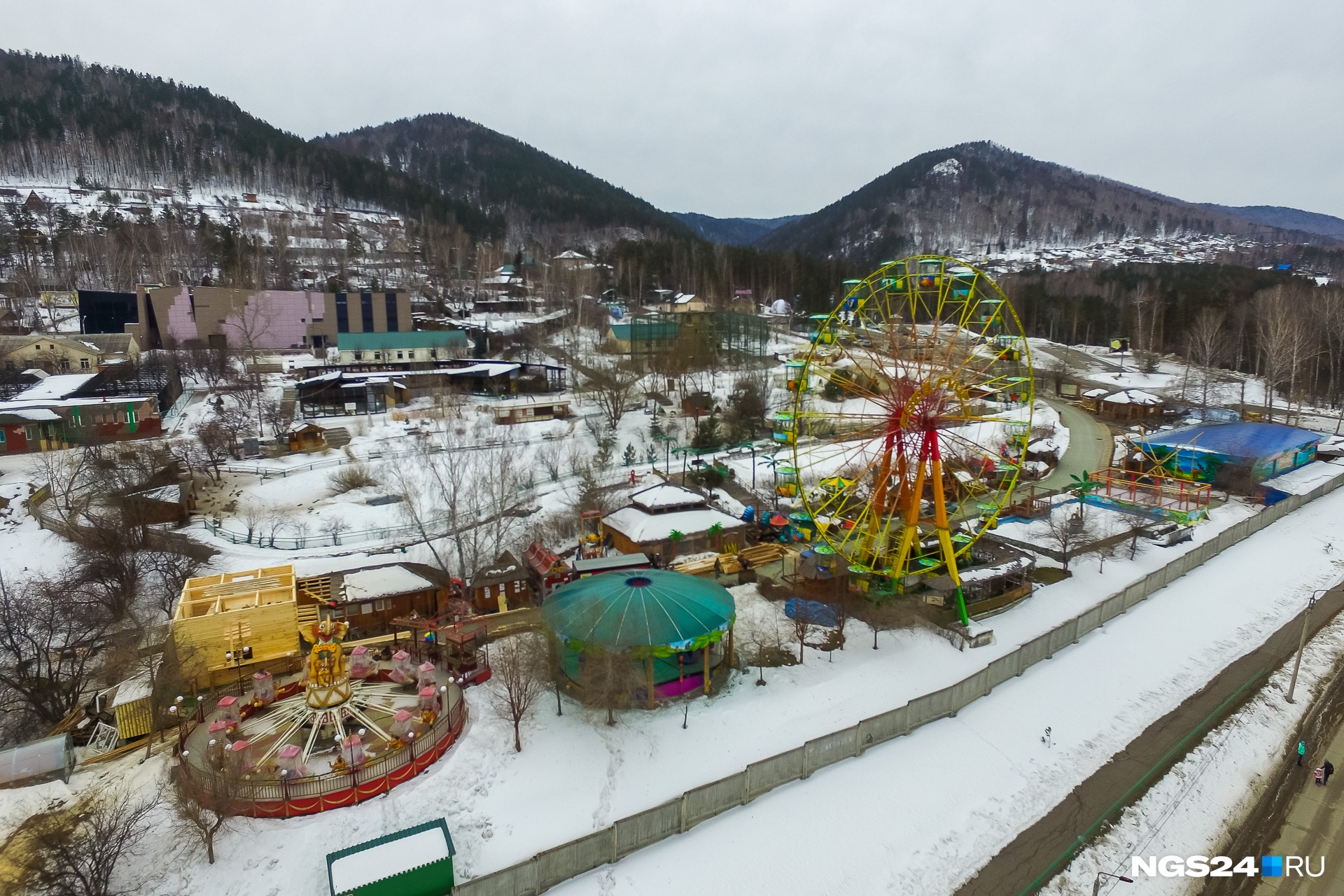 Сегодня в районе живут 140 тысяч человек Сегодня в районе живут 140 тысяч человек