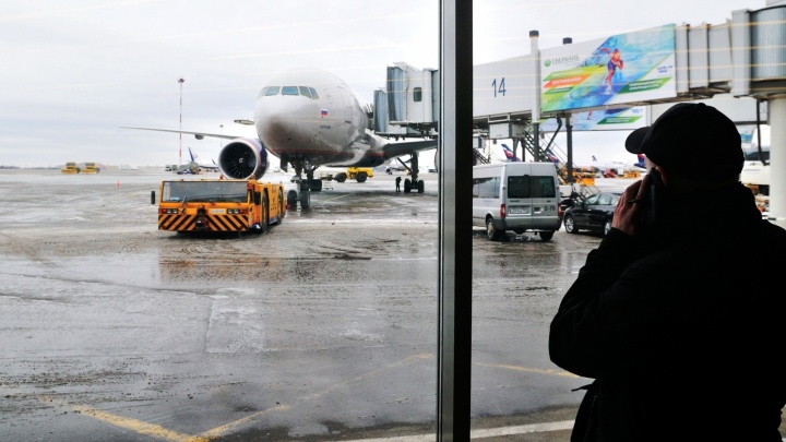 Чтобы не опоздать на самолёт: в Кольцово попросили заранее выезжать в аэропорт из-за ремонта Россельбана