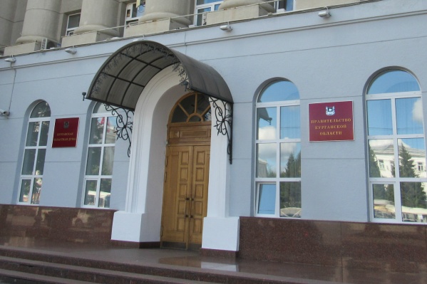 Дефицит бюджета в этом году составит более трех миллиардов рублей Дефицит бюджета в этом году составит более трех миллиардов рублей