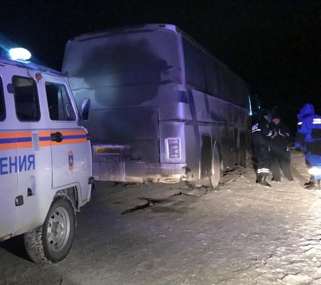 Полиция и спасатели пытались исправить поломку, но нужны были запчасти Полиция и спасатели пытались исправить поломку, но нужны были запчасти