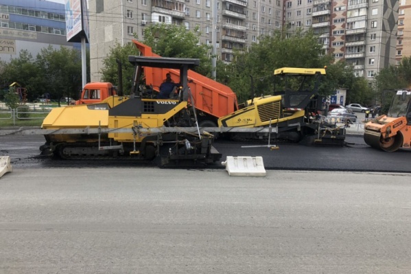 Работы идут одновременно на разных участках Работы идут одновременно на разных участках