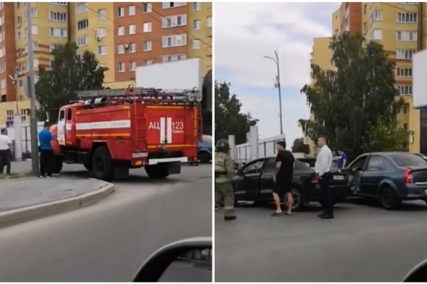 Первыми на место ДТП приехала машина МЧС Первыми на место ДТП приехала машина МЧС