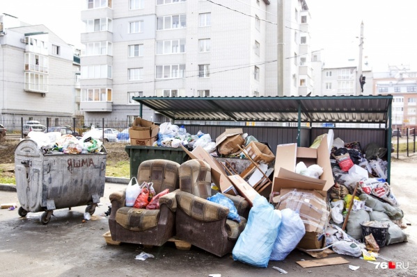 За вывоз мусора теперь будем платить отдельно За вывоз мусора теперь будем платить отдельно