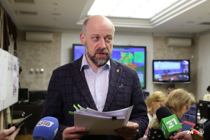 Глава облизбиркома Сергей Обертас рассказал, что существенно ускорили процесс подсчёта голосов в Челябинске КОИБы