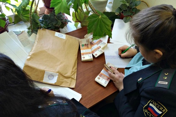 Должница привезла деньги на следующий день Должница привезла деньги на следующий день