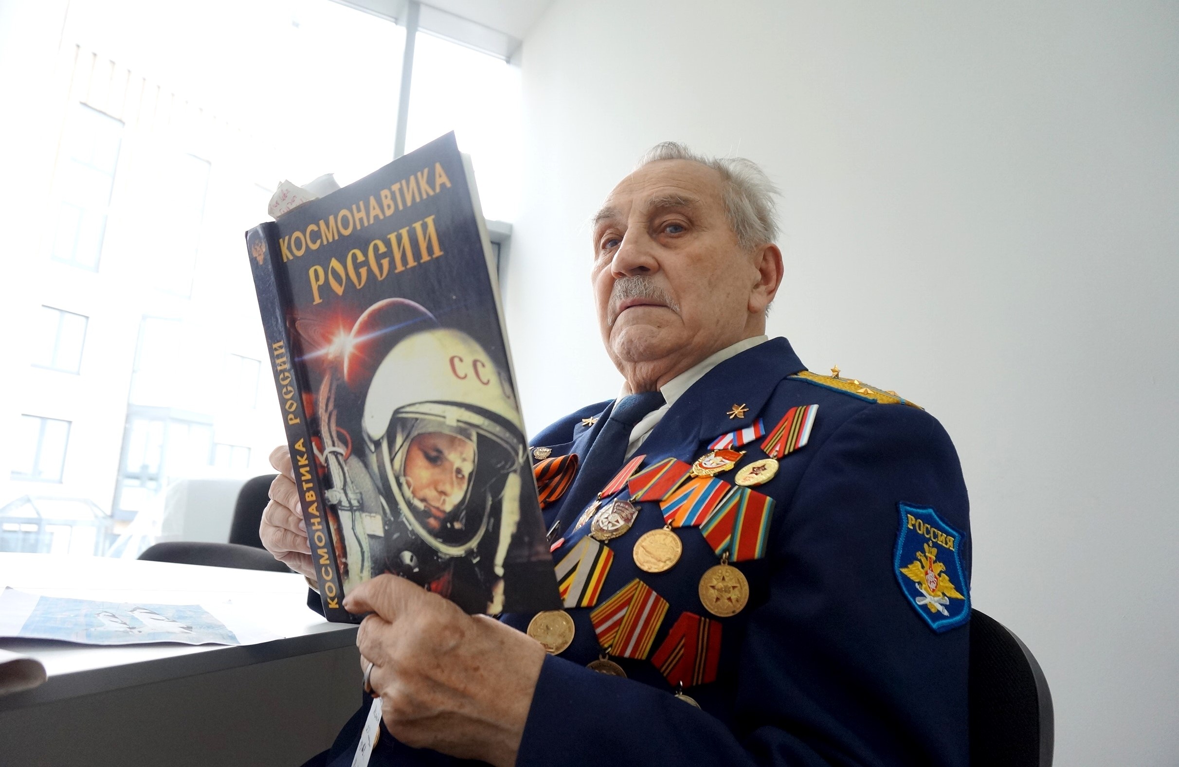 «Люди шептали — сейчас Гагарин прилетит»: архангелогородец рассказал, каким знал первого космонавта