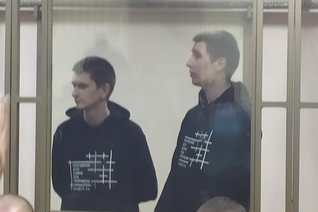 Суд назвал давлением три десятка внепроцессуальных обращений по делу Сидорова и Мордасова