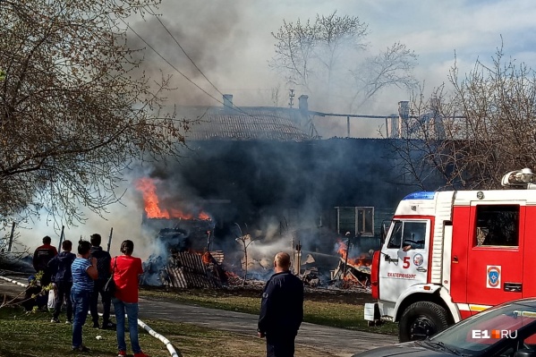 Так горел дом в Пугачевском переулке Так горел дом в Пугачевском переулке