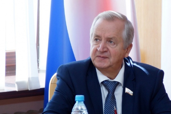 Алексей Овчинников ранее награждён медалью «Ветеран труда» и орденом Дружбы Алексей Овчинников ранее награждён медалью «Ветеран труда» и орденом Дружбы