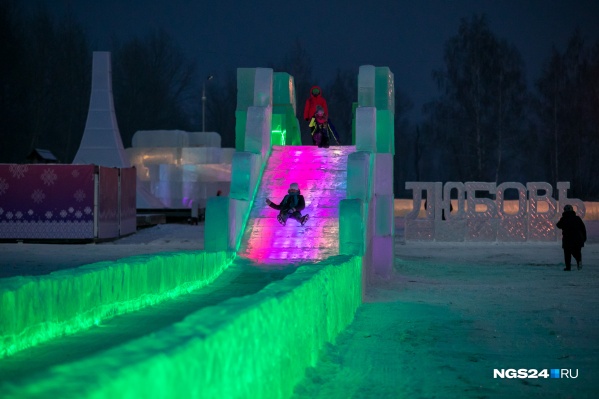 Ледовый городок на острове Татышев начал работать 26 декабря Ледовый городок на острове Татышев начал работать 26 декабря