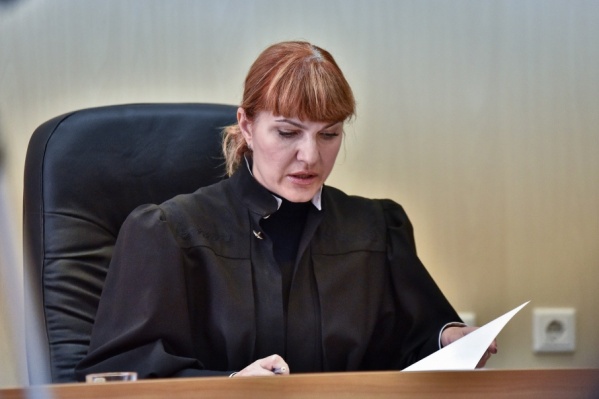 Галина Лисина по итогам работы за год стала лучшим судьёй по уголовным делам в регионе Галина Лисина по итогам работы за год стала лучшим судьёй по уголовным делам в регионе