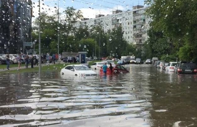 Утонем — не утонем: NN.RU узнал, как продвигается ремонт ливневок в Нижнем Новгороде
